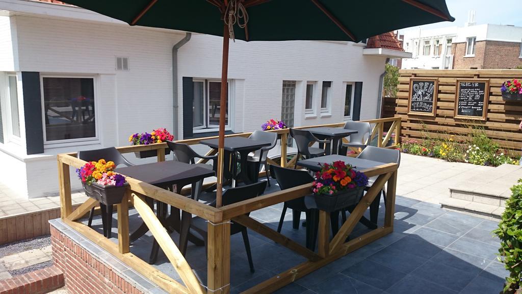 Hotel Logies Het Maantje à La Panne Extérieur photo